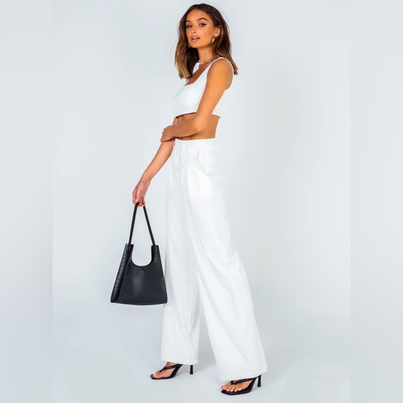 PRINCESS POLLY WHITE SET - Picture 2 of 6